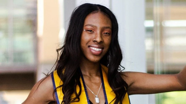 Ariell Smith headshot