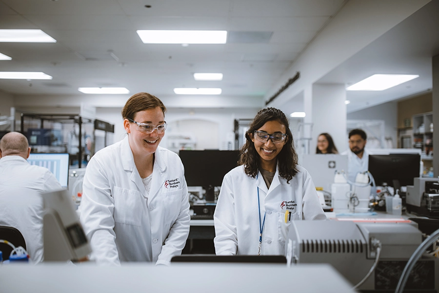 Scientists at work at the Conrad Prebys Center for Chemical Genomics at Sanford Burnham Prebys. The center’s team applies extensive pharmaceutical drug discovery experience toward the goal of finding and testing new drugs and therapies that benefit patients.